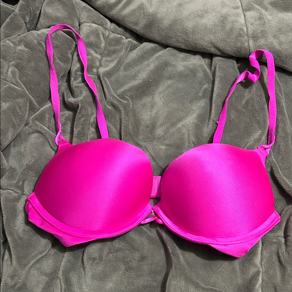 Vibrant Pink Victoria’s Secret Women's miraculous/bombshell Bra